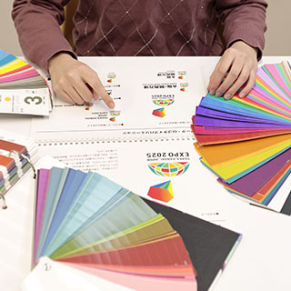 ビジュアルデザインコースイメージ写真 ビジュアルデザインコースイメージ写真